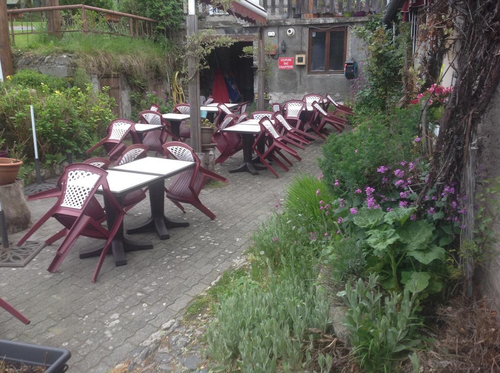 Auberge Des Pyrenees Sainte-Marie-de-Campan Exterior photo