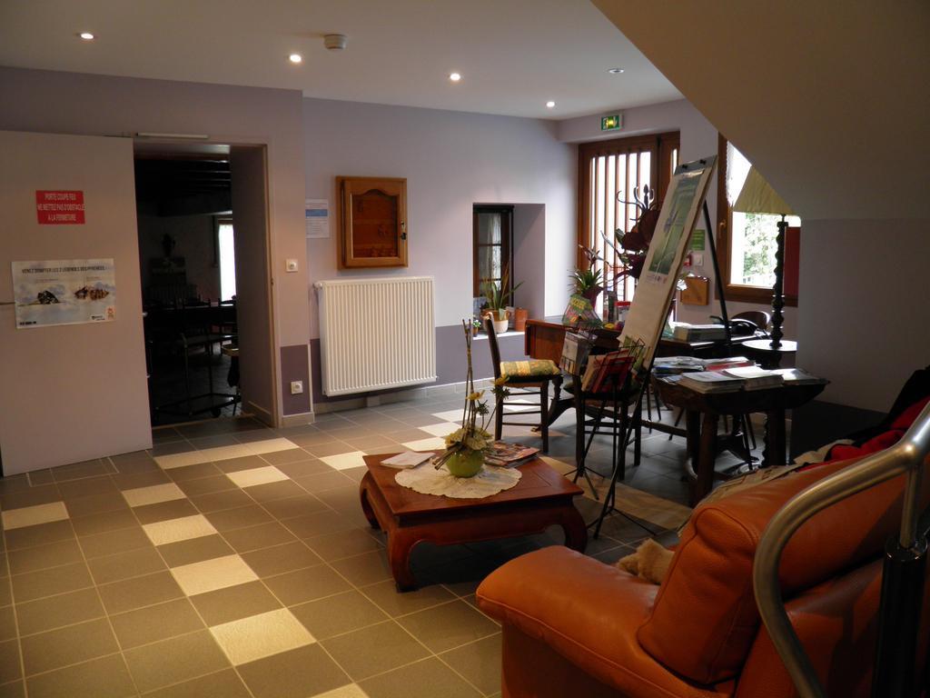 Auberge Des Pyrenees Sainte-Marie-de-Campan Room photo