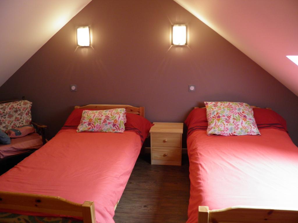 Auberge Des Pyrenees Sainte-Marie-de-Campan Room photo